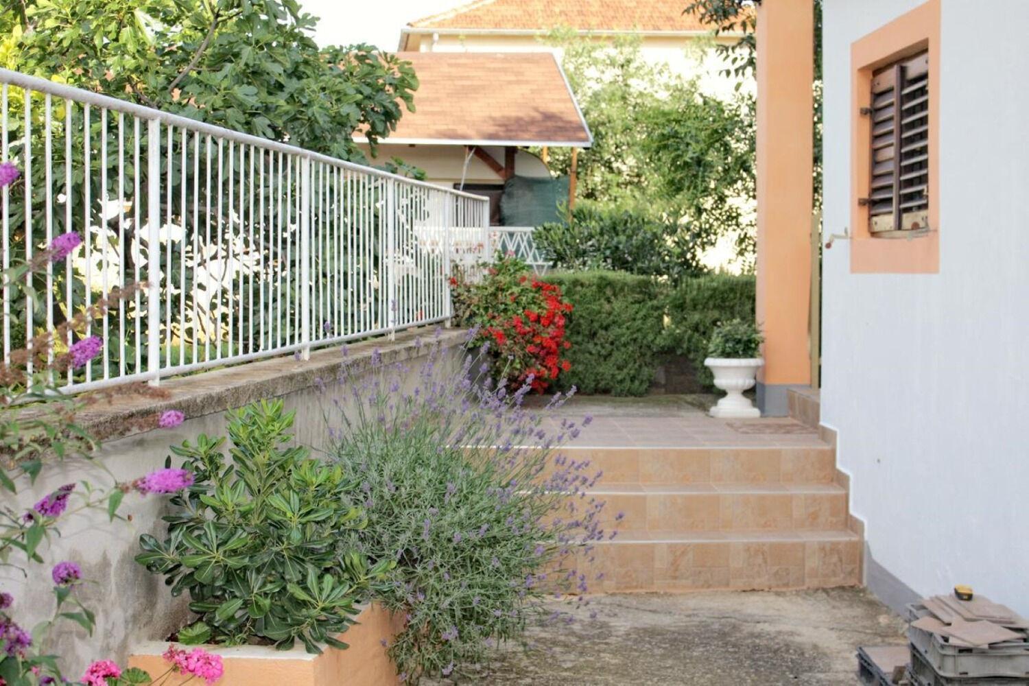 Apartments Slavica - Free Parking Jezera Exterior foto